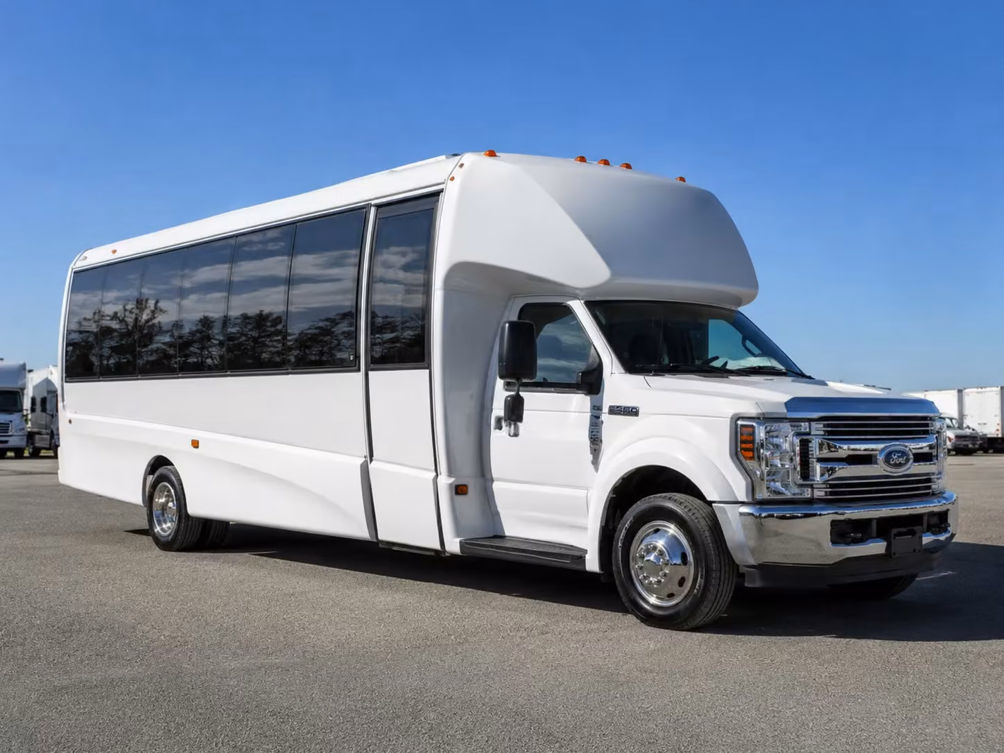 18 passenger minibus