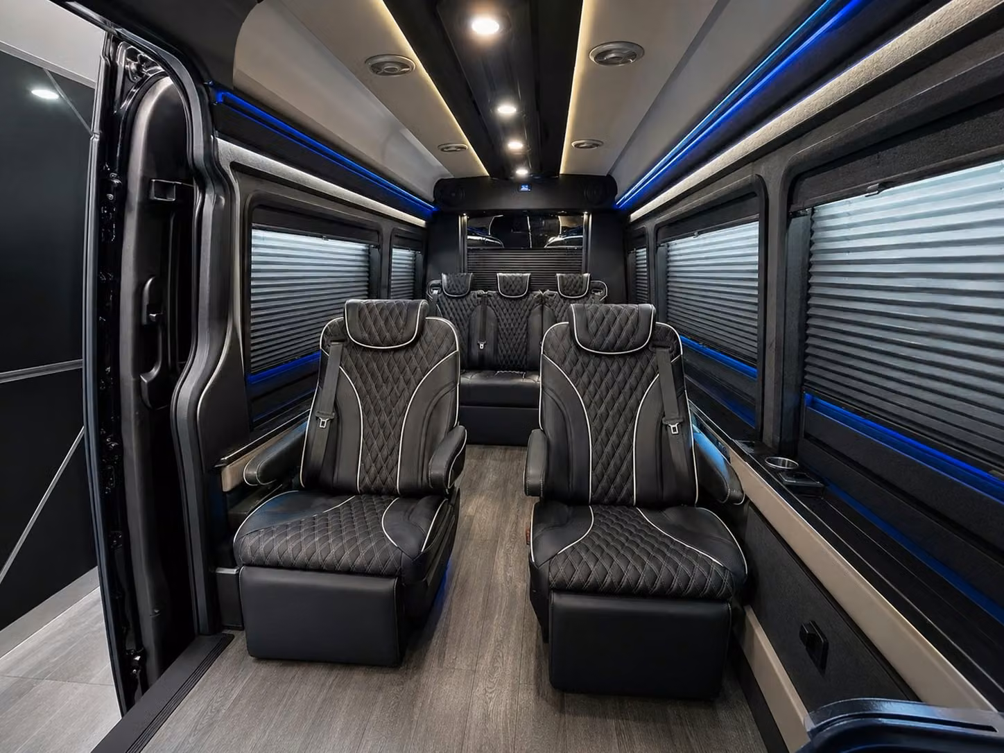 get online pricing for dearborn airport transportation in under 30 seconds