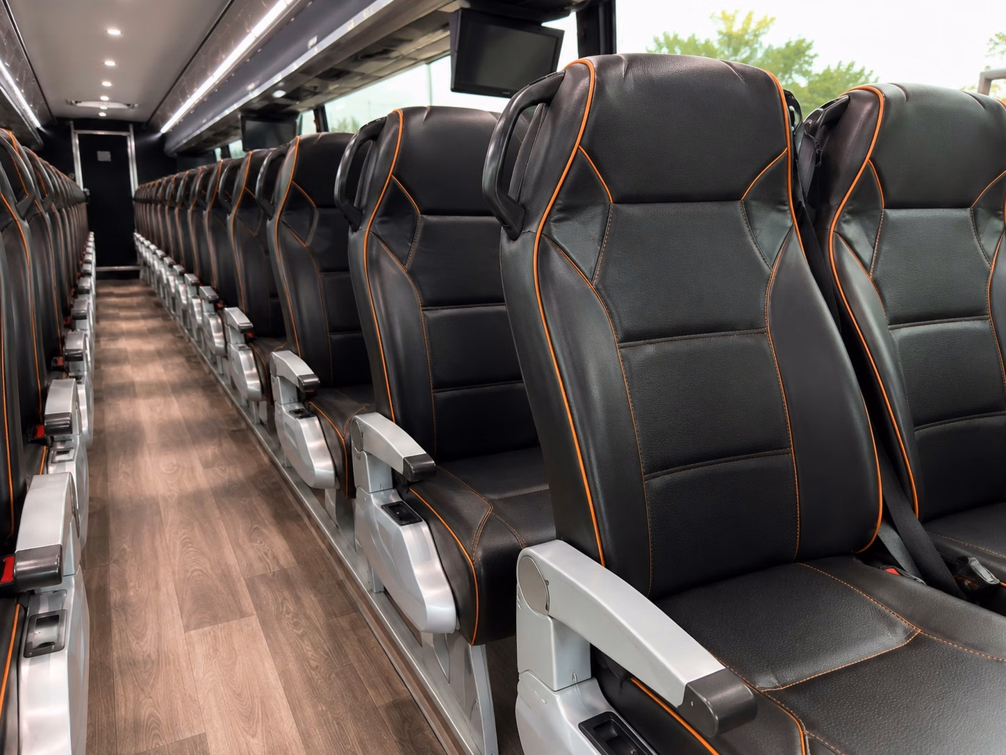 keep hotel guests moving with dearborn wedding hotel shuttle service
