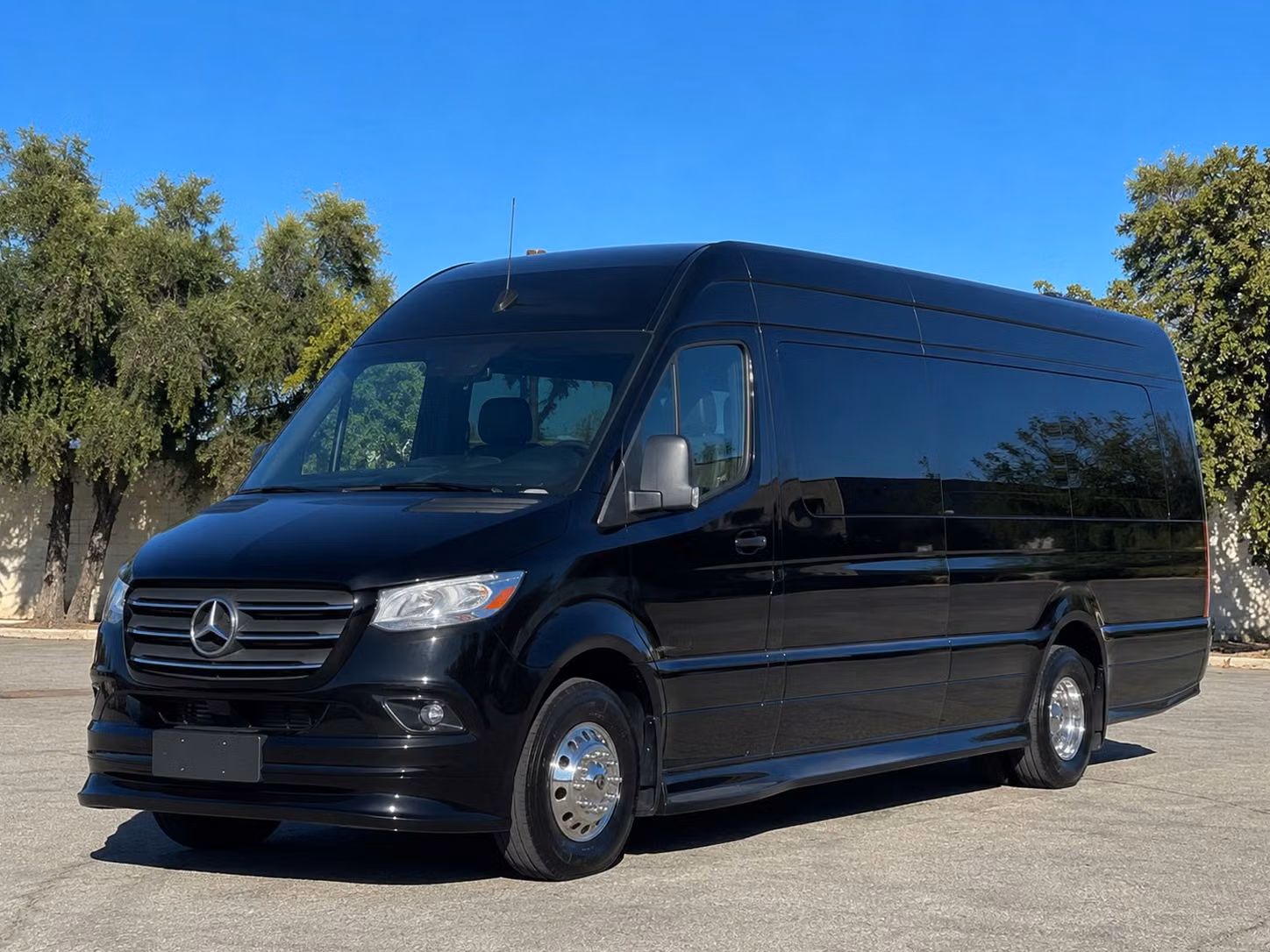 transportation serving dearborn and nearby cities